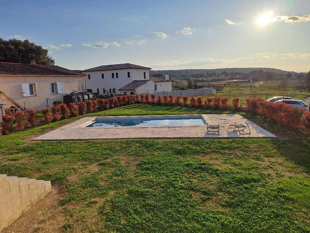 Villa Familiale Avec Piscine, Jardin A 10 Mn D'Uzes Flaux Exterior foto