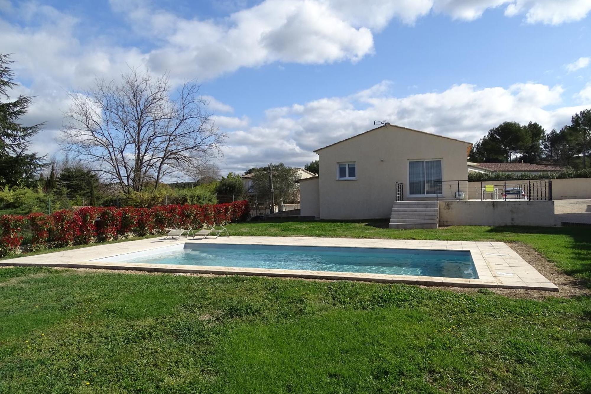 Villa Familiale Avec Piscine, Jardin A 10 Mn D'Uzes Flaux Exterior foto